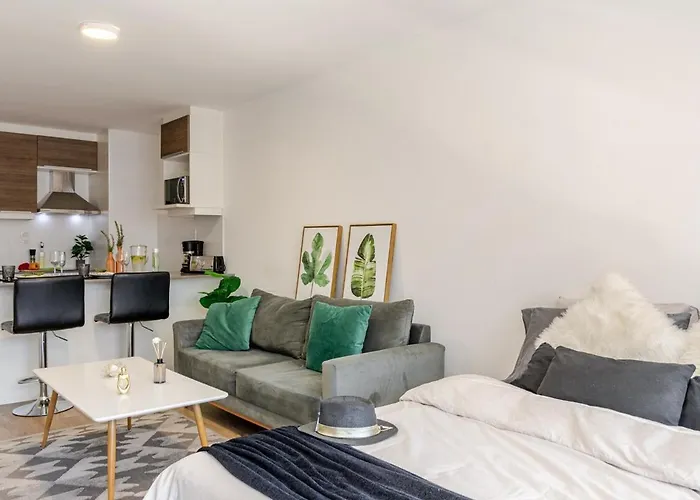 In The Heart Of Montevideo - Modern And Comfortable!